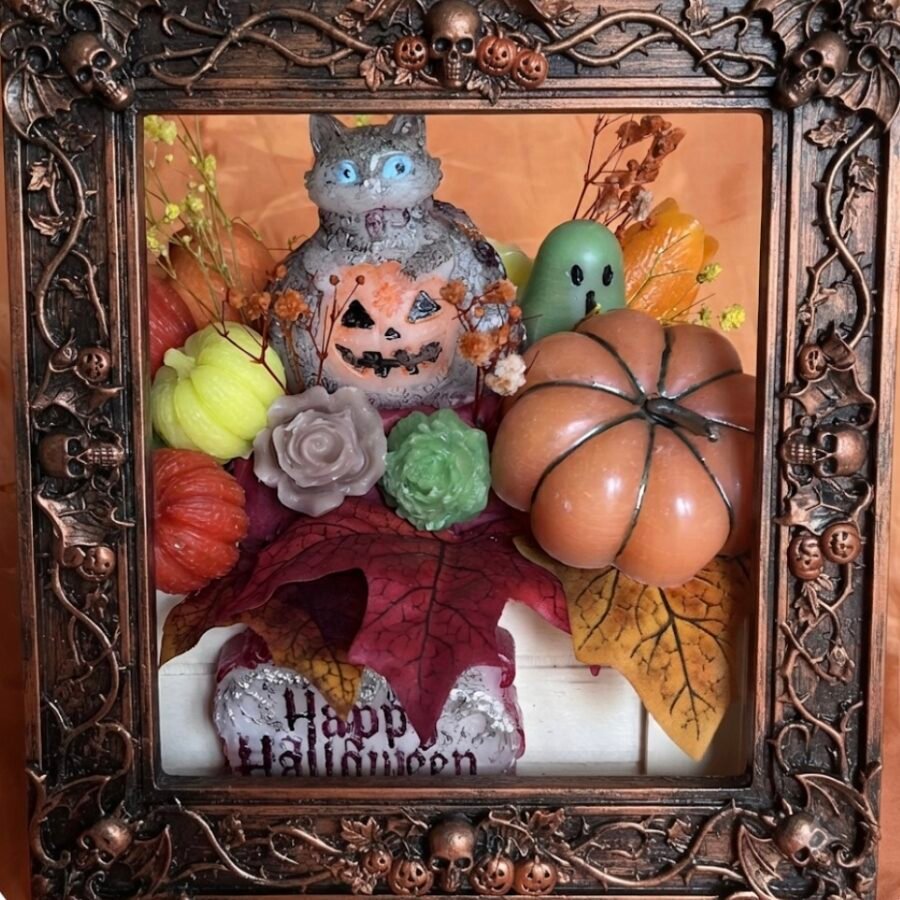 Composition Halloween "Minerva"